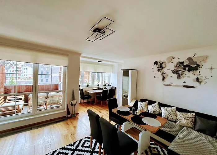 Light & Wood Design - 89 M2 Apartment In Prague