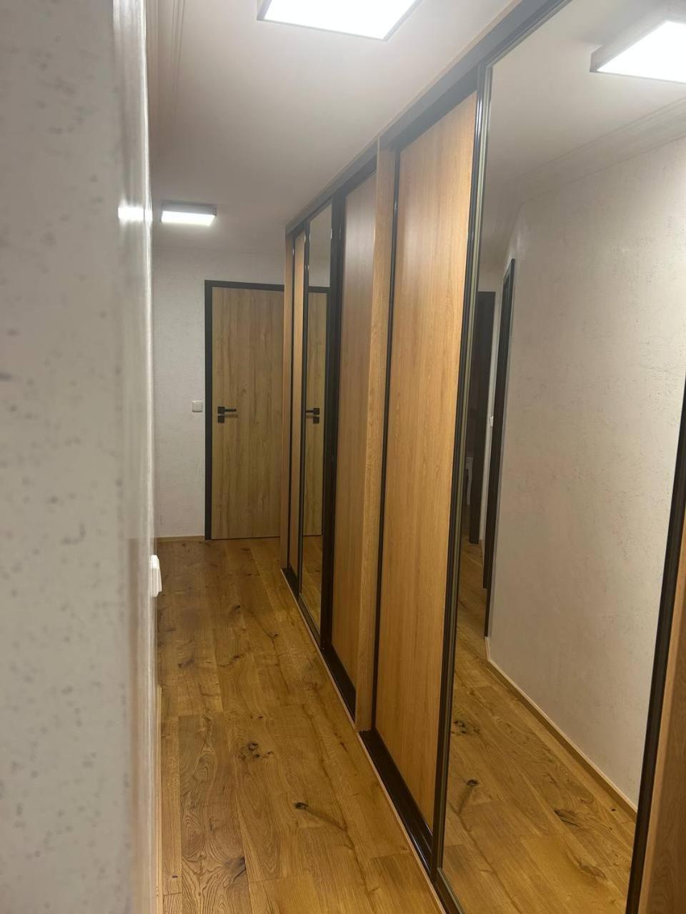 Light & Wood Design - 89 M2 In Apartmán Praha