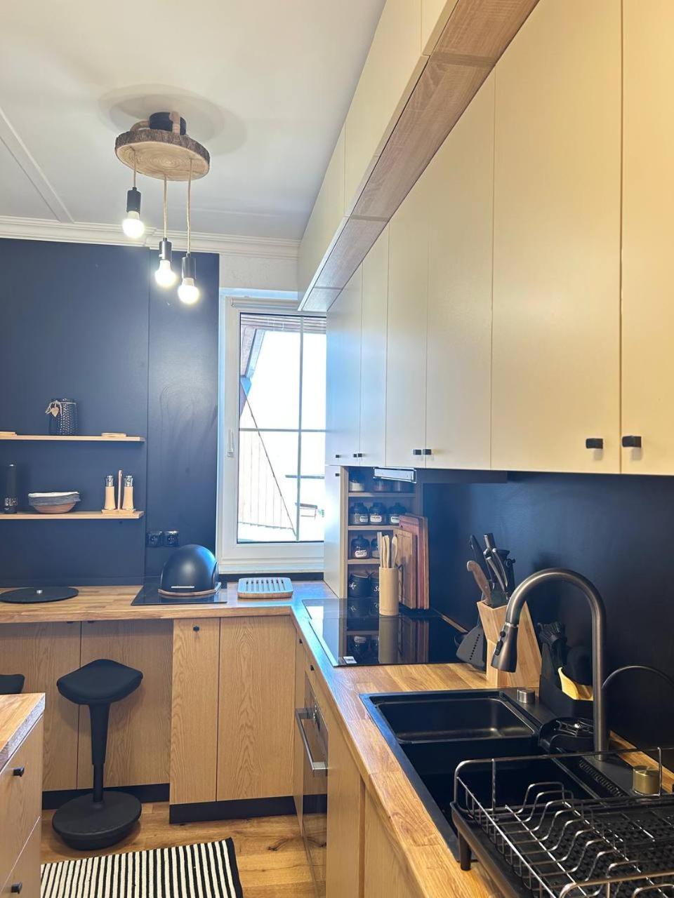 Apartmán Light & Wood Design - 89 M2 In