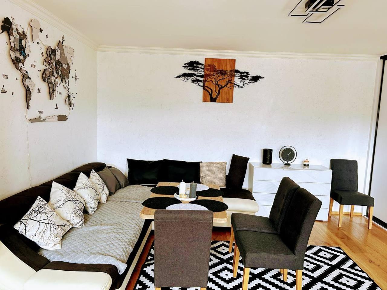 Apartament Light & Wood Design - 89 M2 In Praga