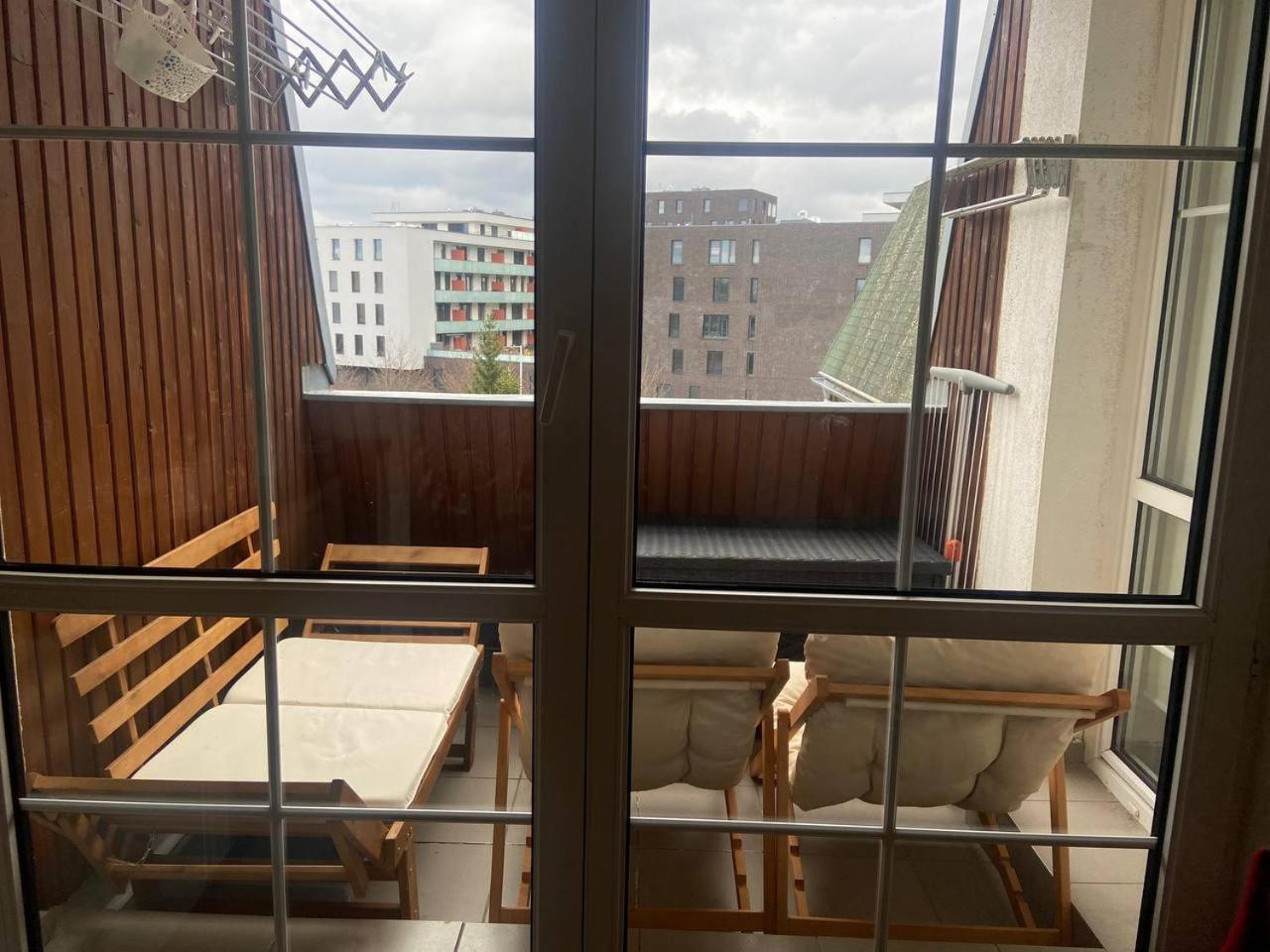 Light & Wood Design - 89 M2 In Apartament *